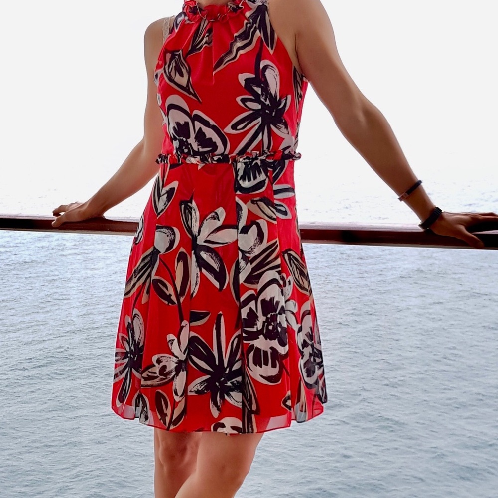Perfect red elegant cocktail dress size 6